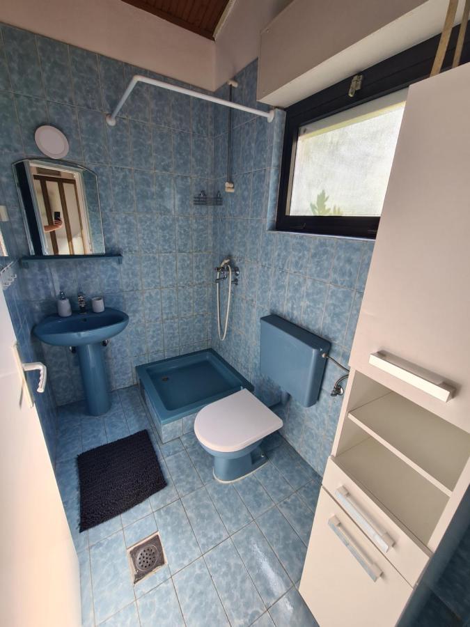 Blue Lagoon Studio Apartments クレック エクステリア 写真