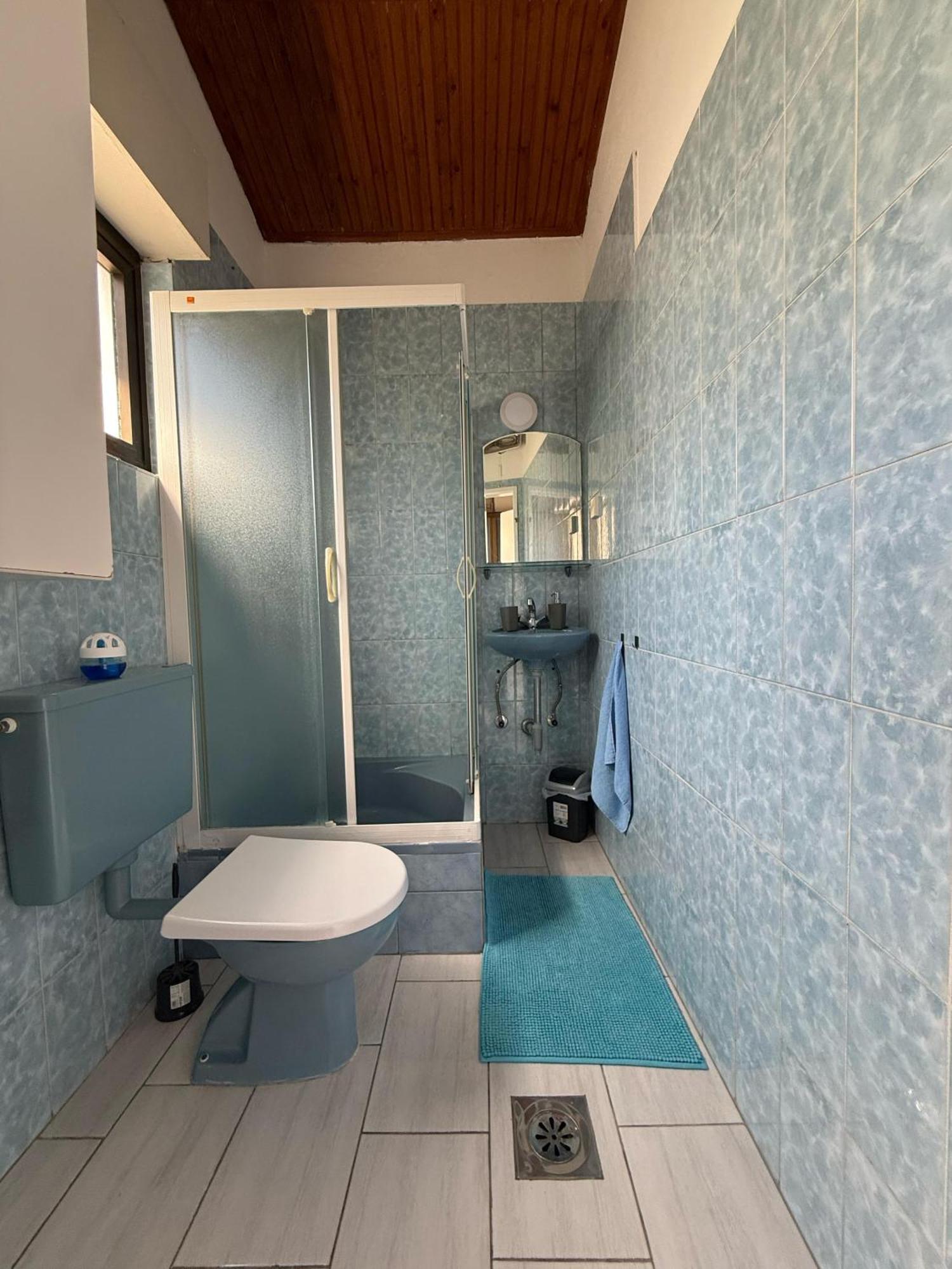 Blue Lagoon Studio Apartments クレック エクステリア 写真