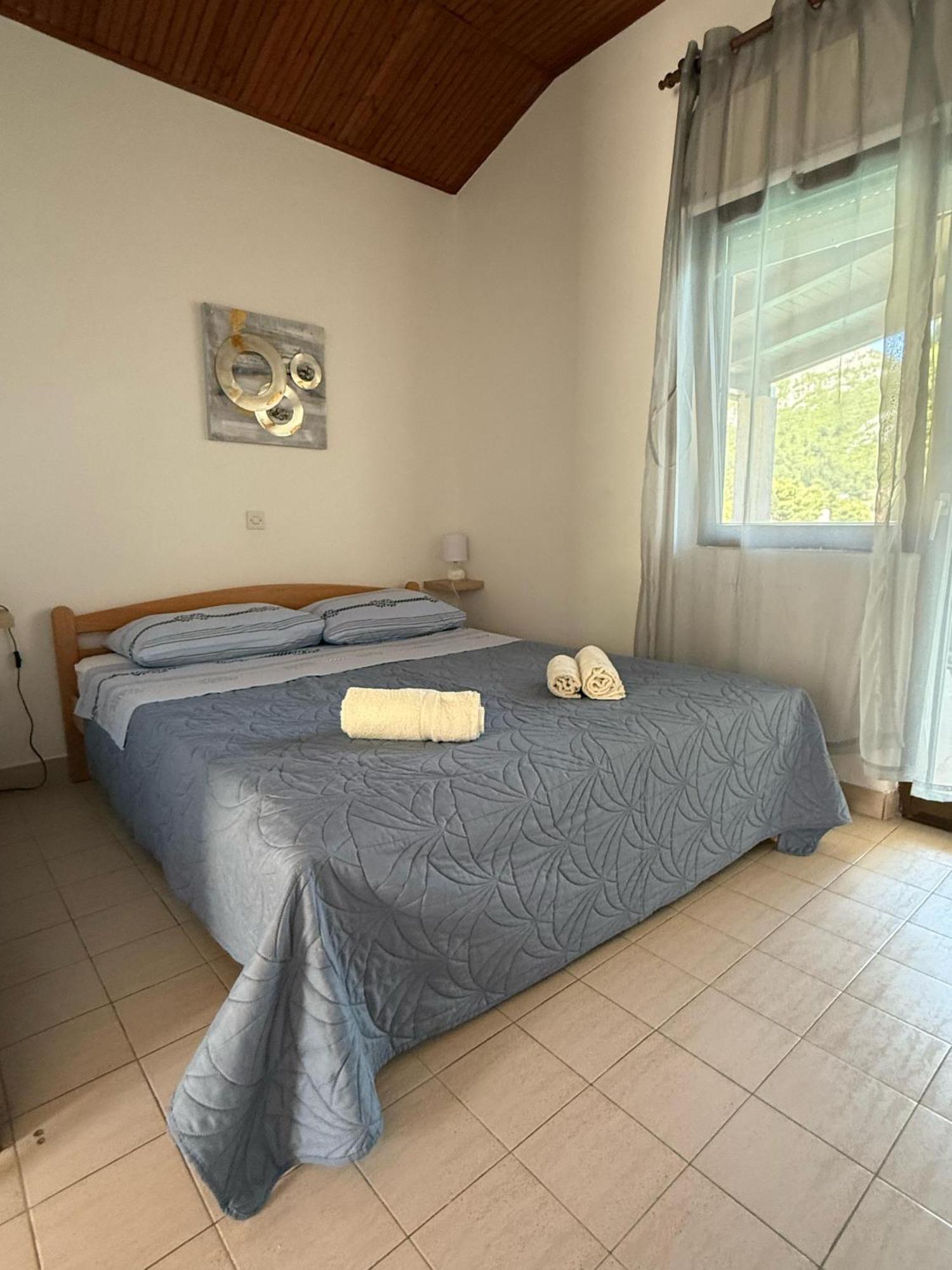 Blue Lagoon Studio Apartments クレック エクステリア 写真